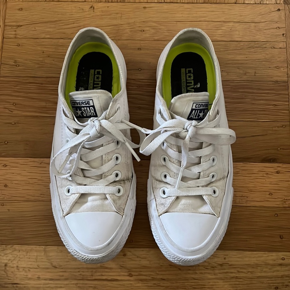 Converse Chuck Taylor II White Low Top w/ Nike Lunarlon